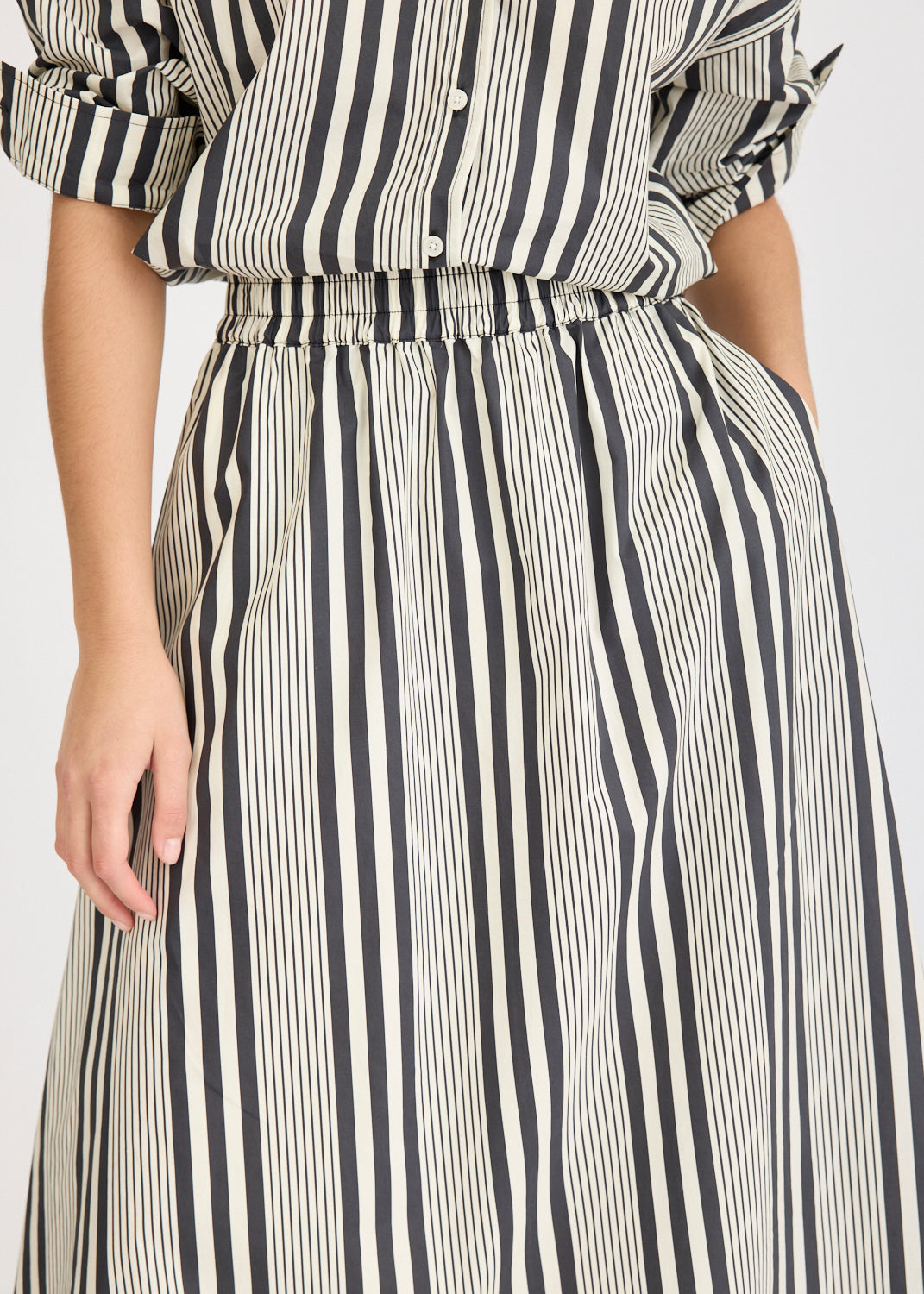 Chiara Skirt Stripe - Black/Ivory