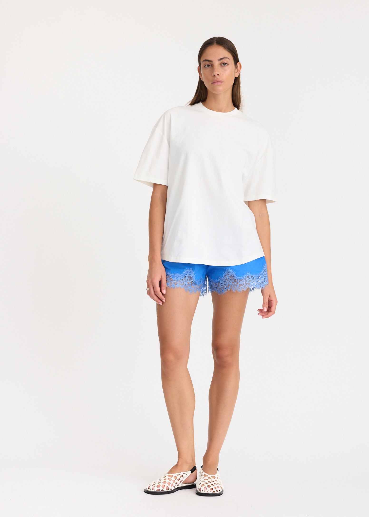 LMND Oversize Tee with curved hem + Embroidery