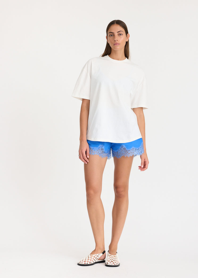 LMND Oversize Tee with curved hem + Embroidery