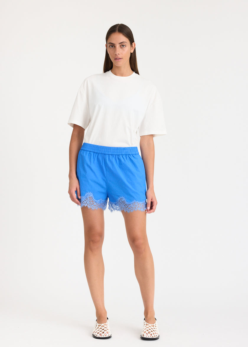 LMND Oversize Tee with curved hem + Embroidery
