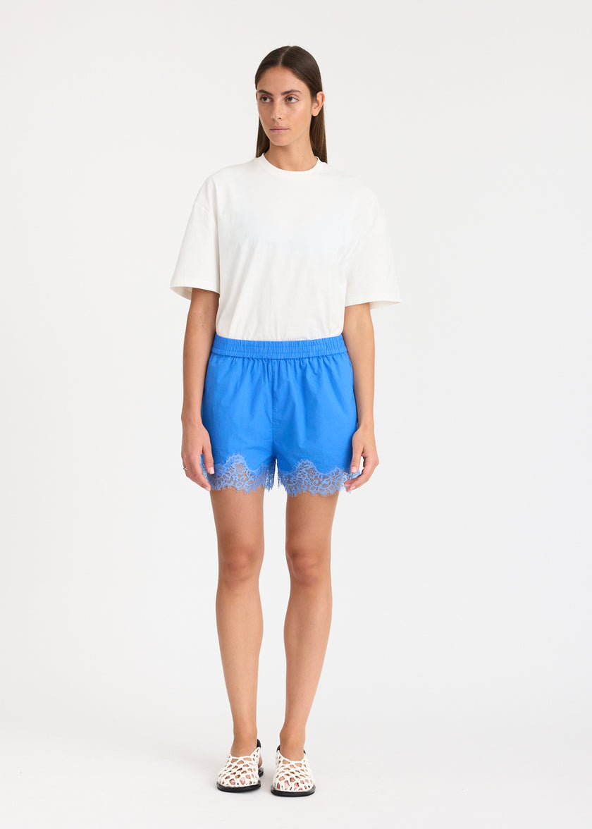 LMND Oversize Tee with curved hem + Embroidery