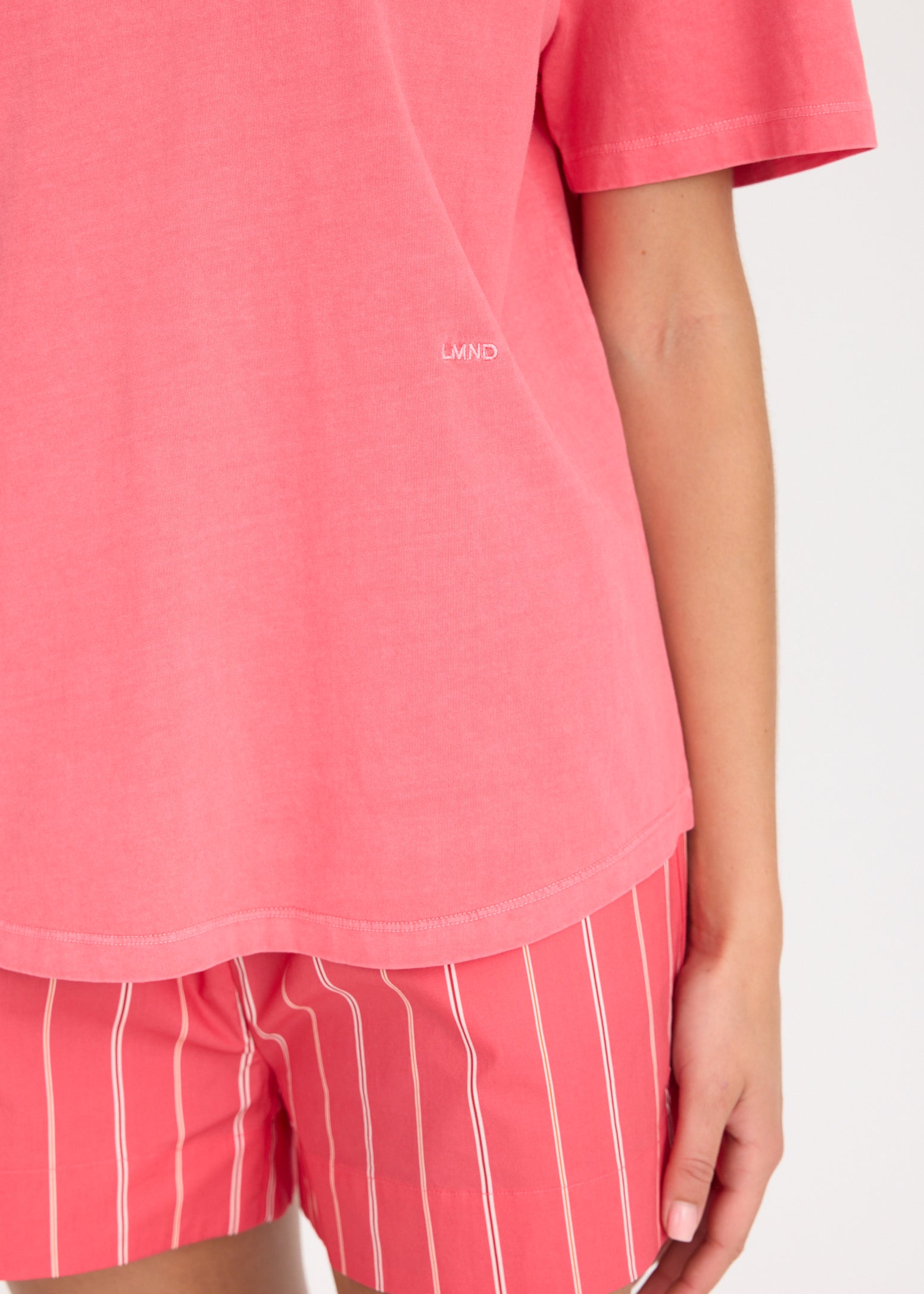 LMND Oversize Tee with curved hem + Embroidery