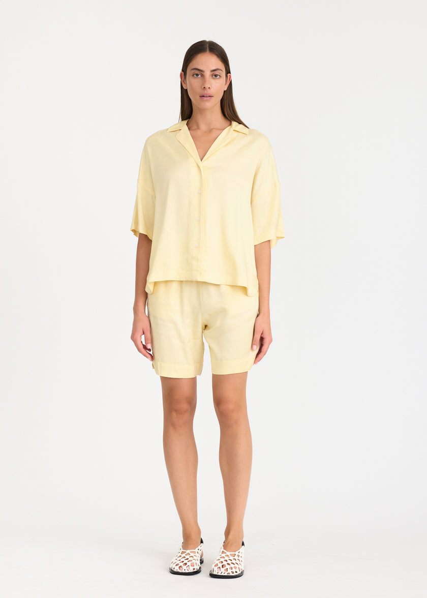 Chiara Mid Length Shorts - Viscose Limoncello