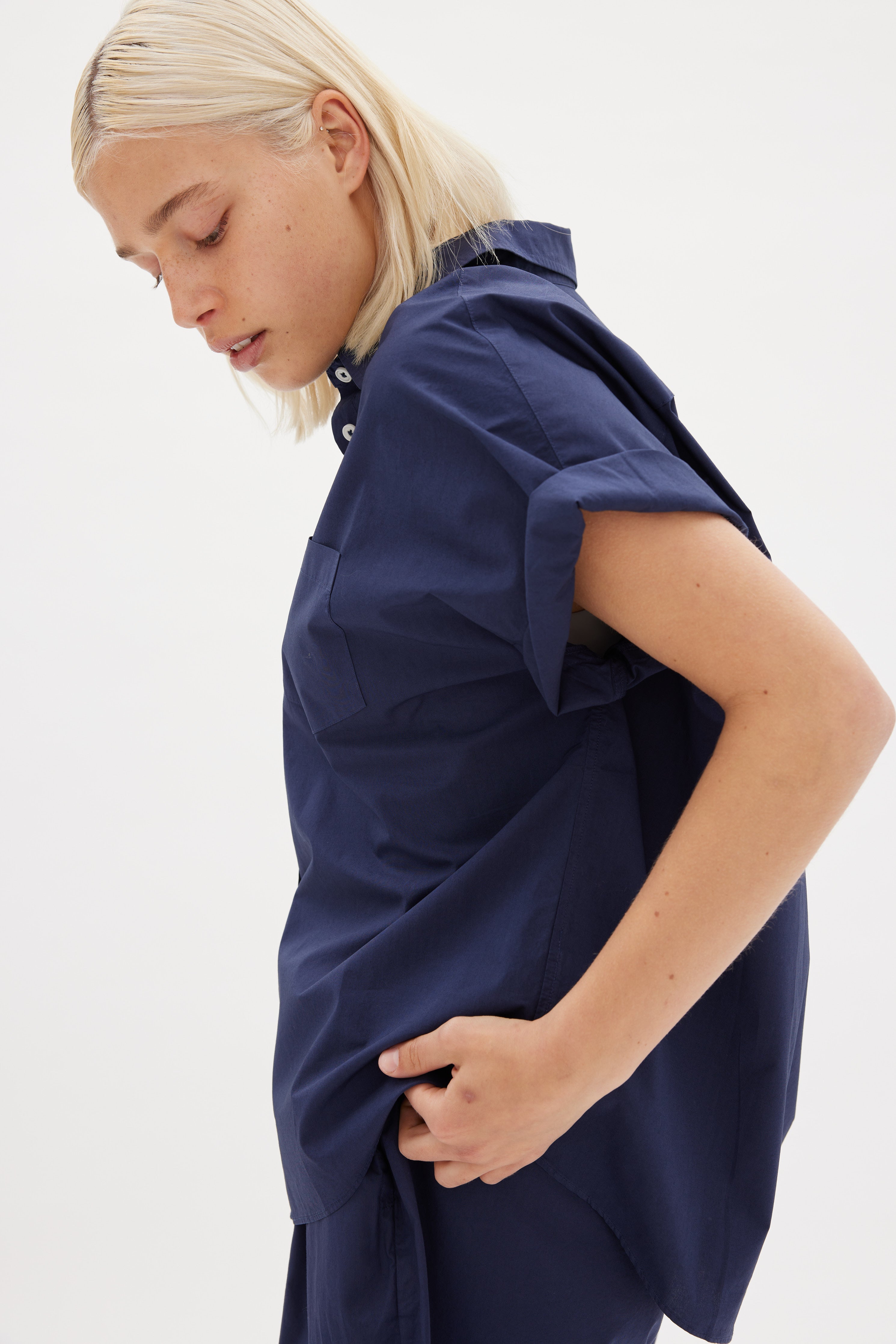 The Chiara Short Sleeve Shirt - Navy - Apparel