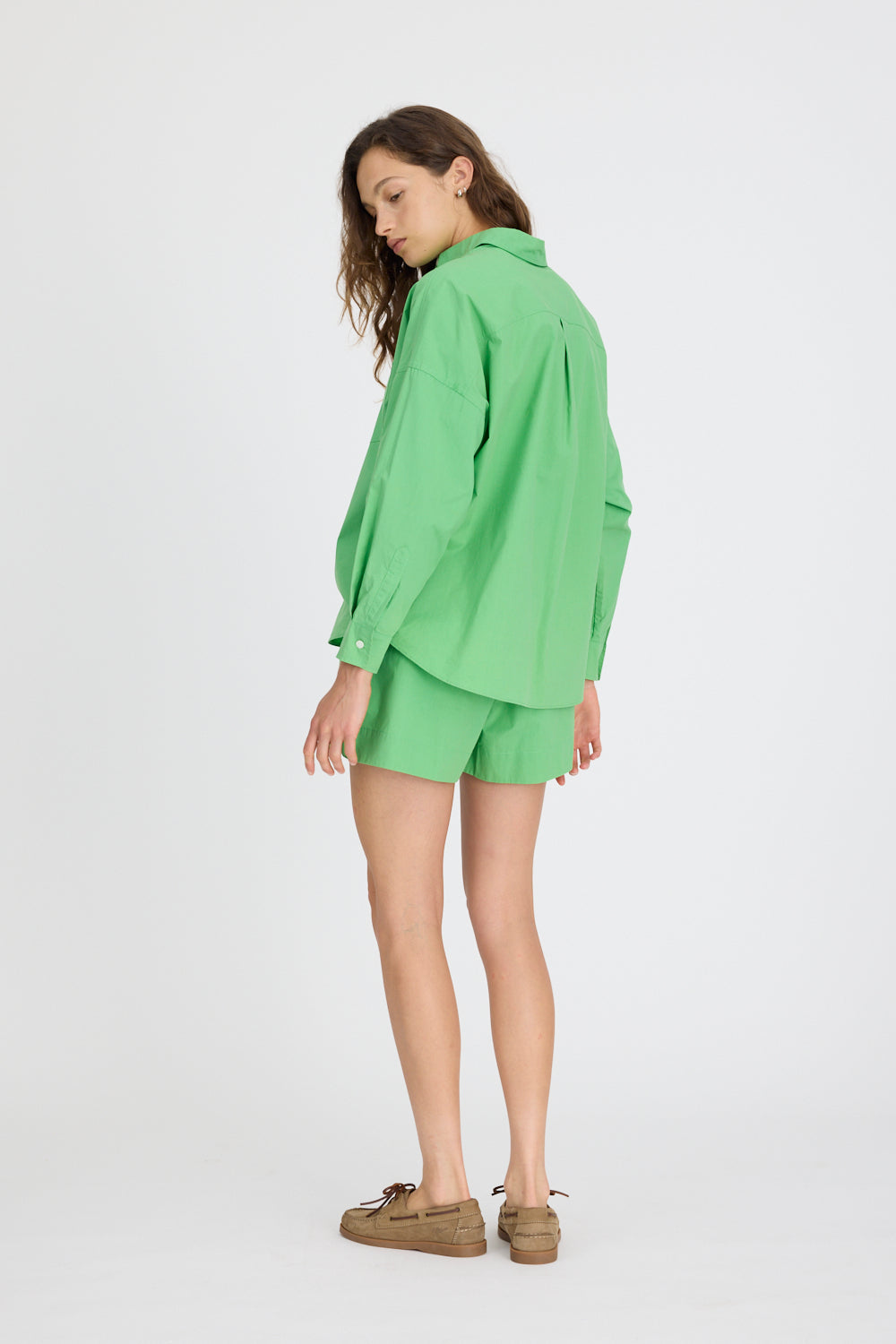 Light verde cotton Chiara button-up shirt with relaxed fit
