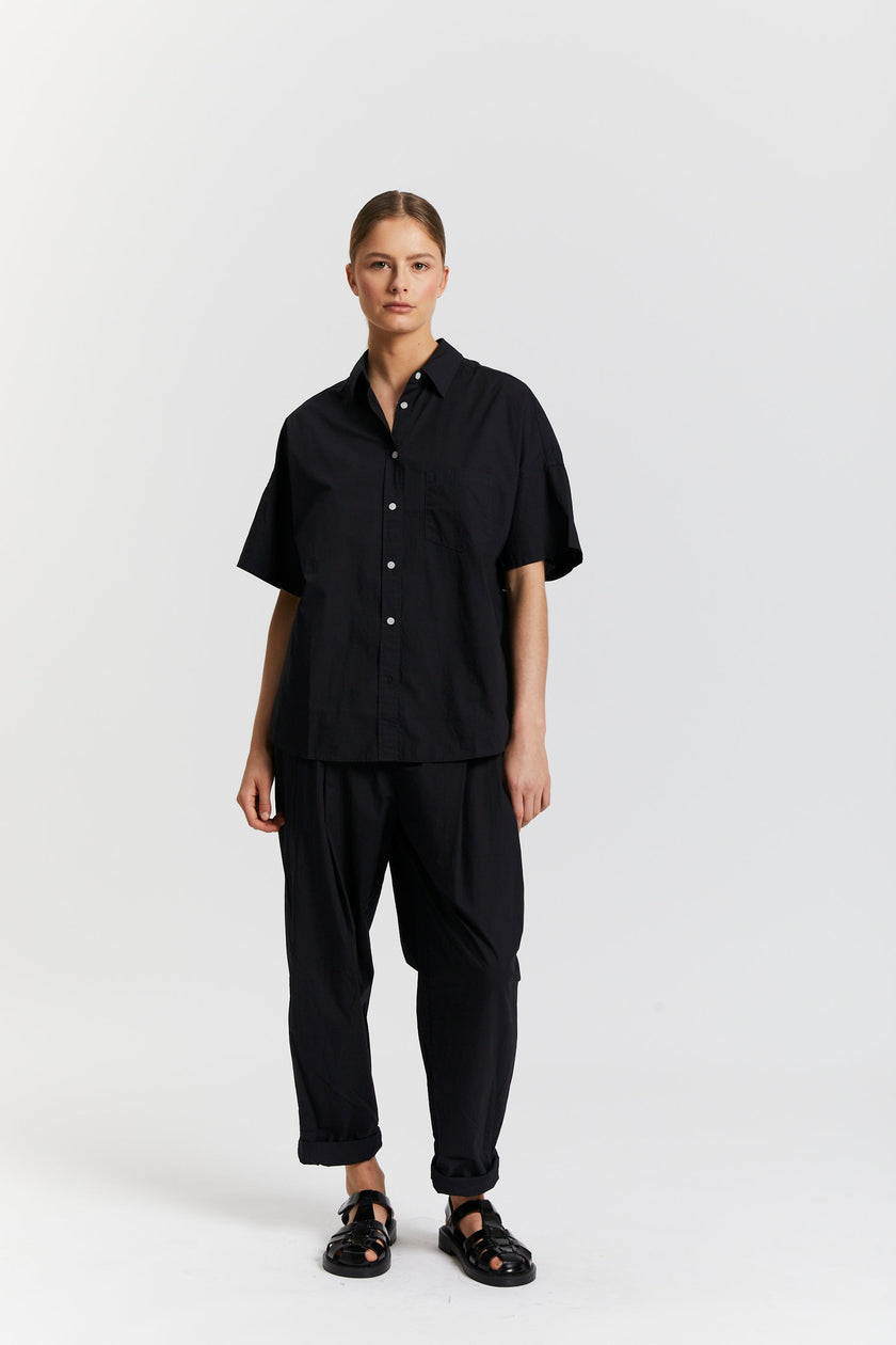 The Chiara Short Sleeve Shirt - Black - Apparel