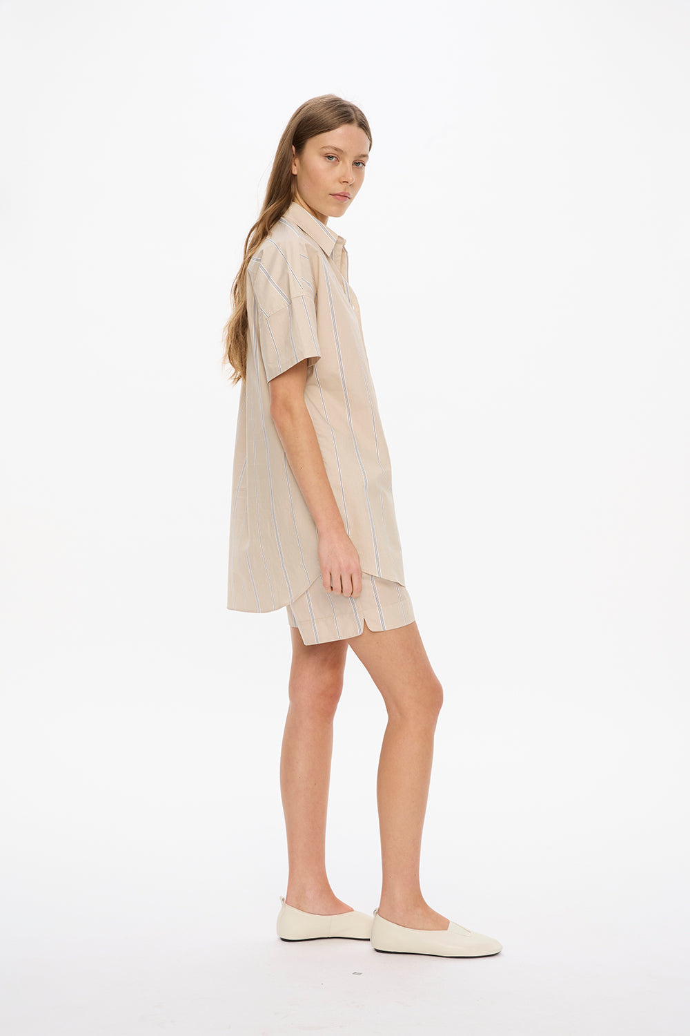 Mara Classic Drawstring Shorts	- Sand Dune/Toffee/White/Navy