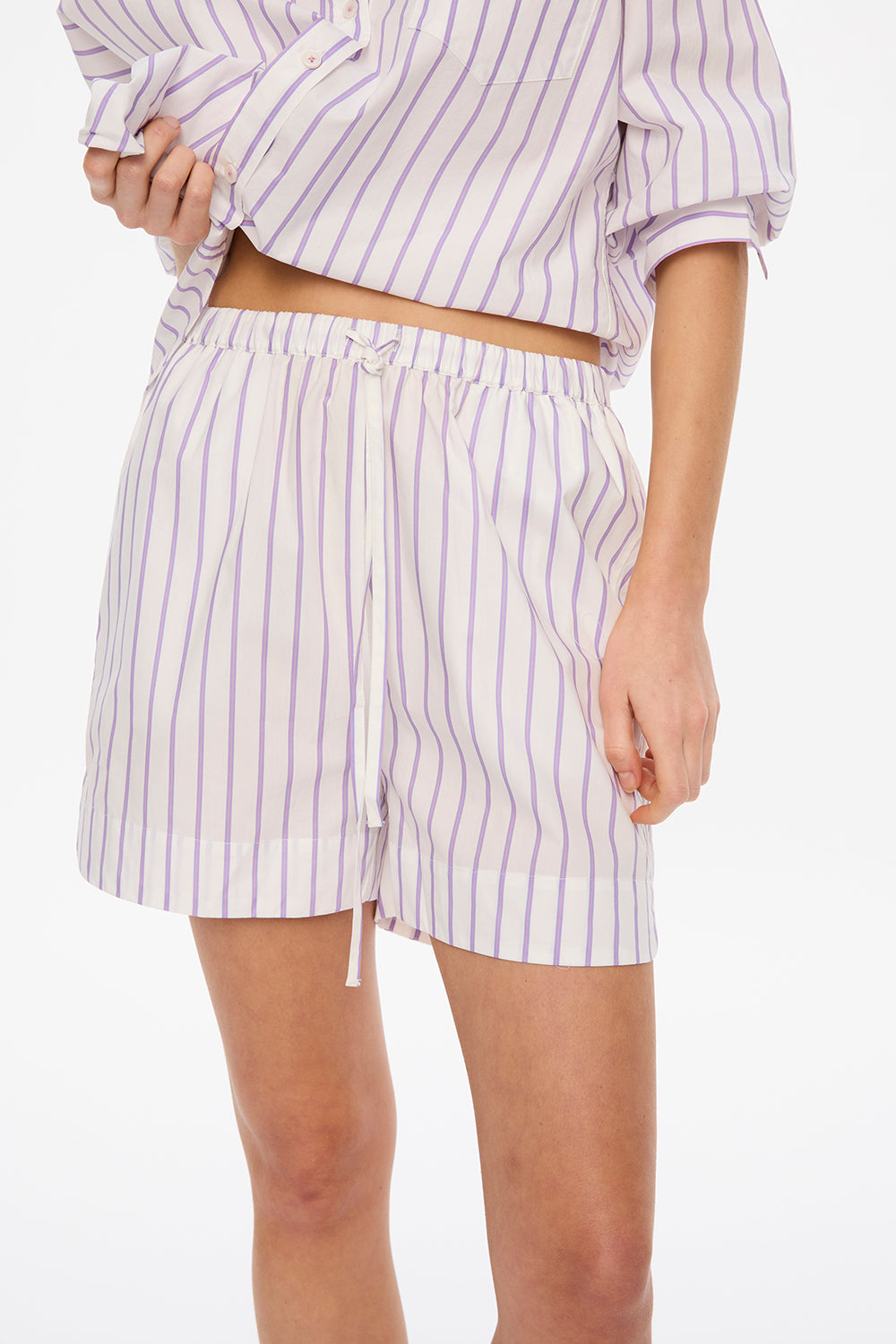 Mara Classic Drawstring Shorts	- White/Lavender/Rose Glow