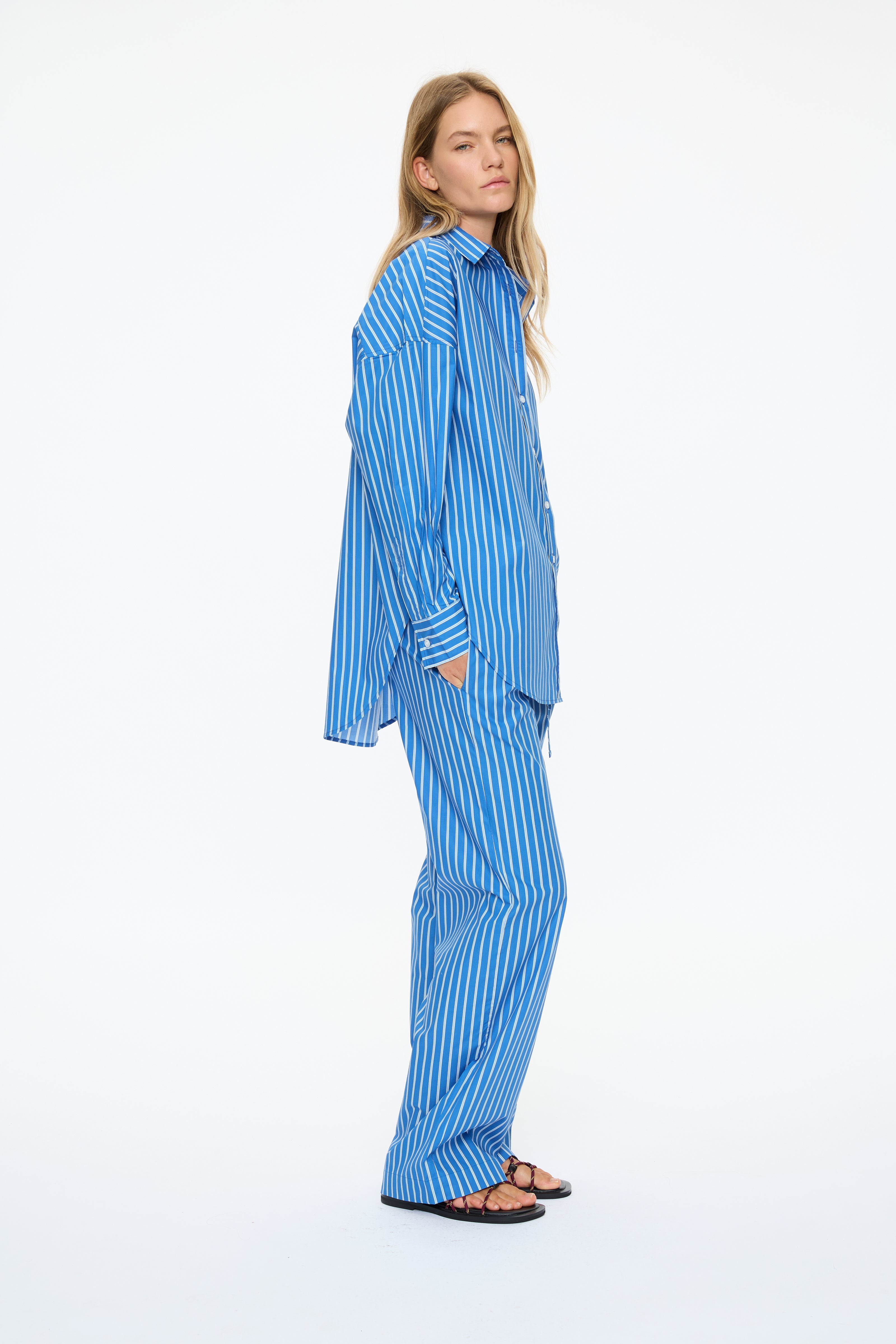 Mara Oversized Long Sleeve Shirt - Ink Blue/Sky/Navy/Natural