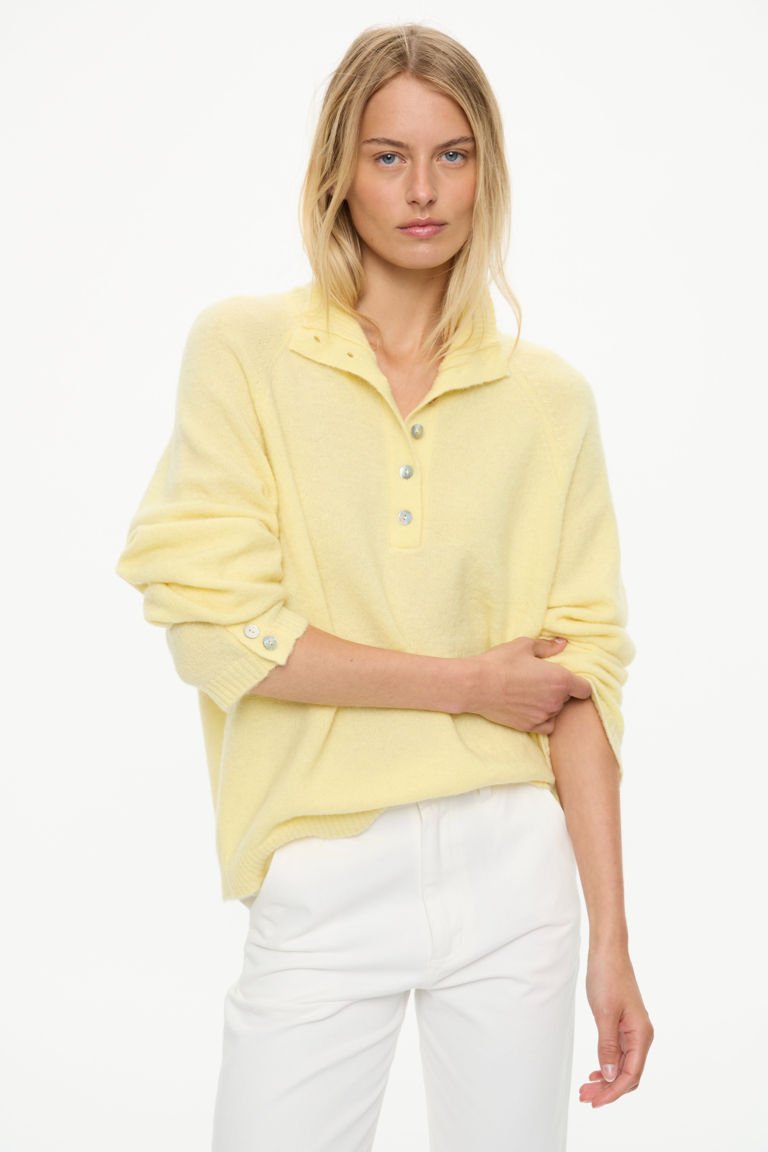 Raglan Knit with buttons - Limoncello