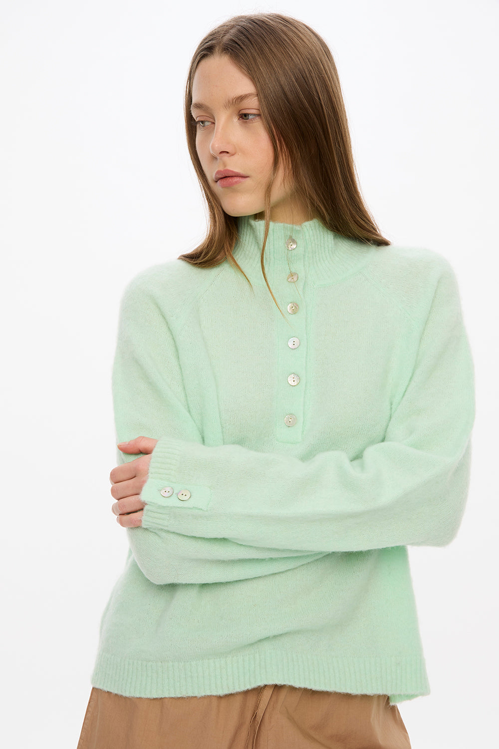 Raglan Knit with Buttons - Mint