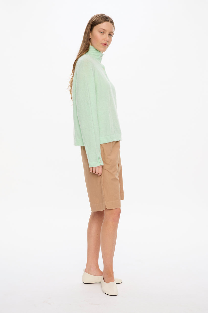 Raglan Knit with Buttons - Mint