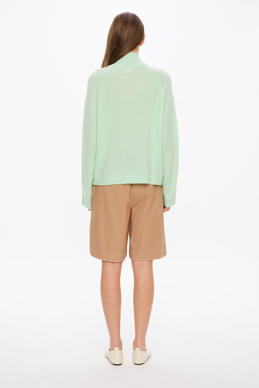 Raglan Knit with Buttons - Mint